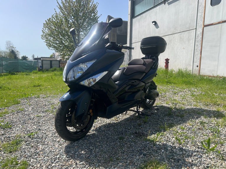 T-Max 500 2010